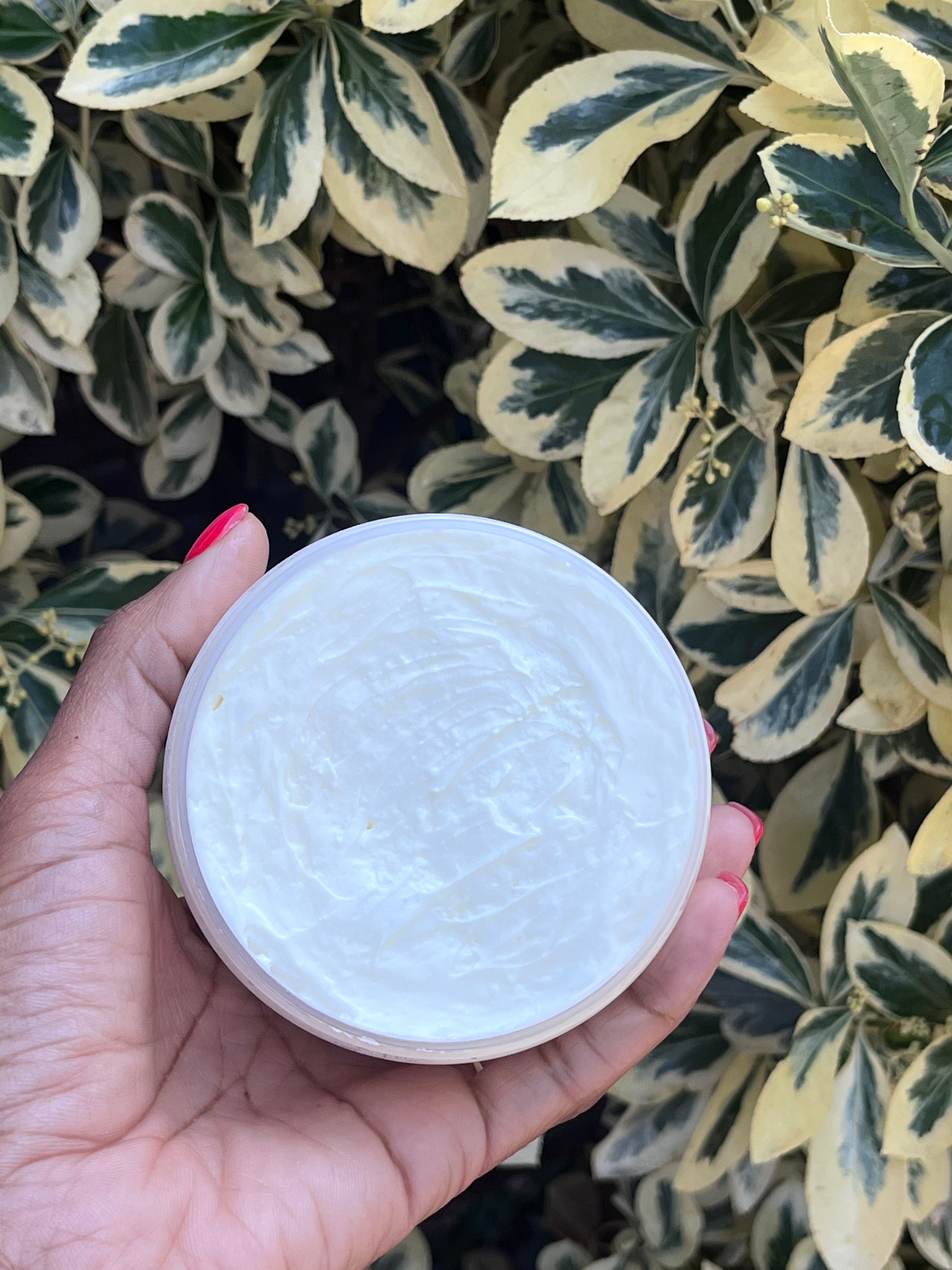 HELLO LOVE BODY BUTTER